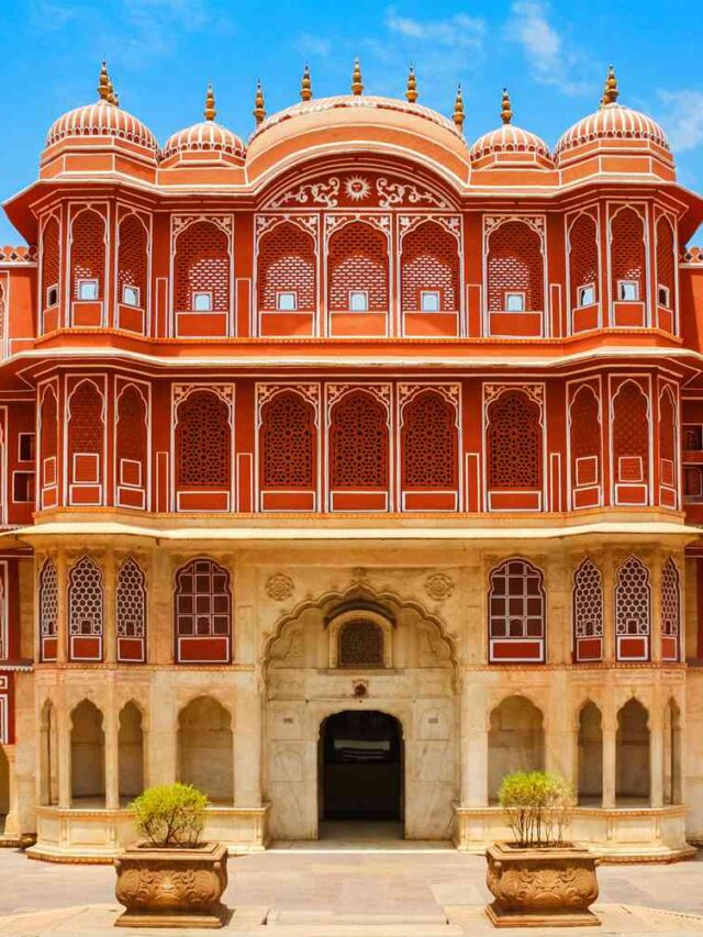 TAL-city-palace-TODOJAIPUR1023-767324cae1a9491696d6a53a96ffc085