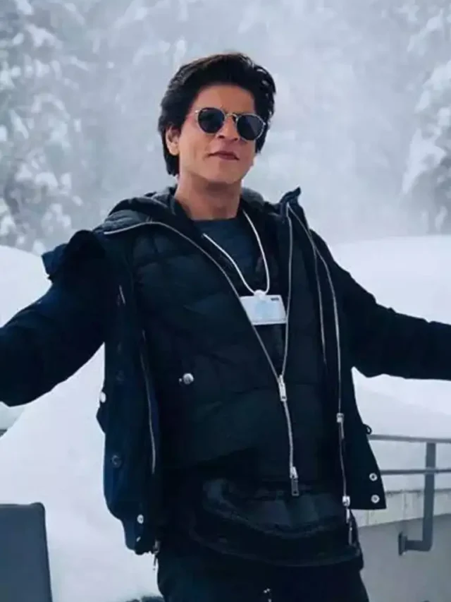 shahrukh khan | शाहरुख खानच्या ५९ व्या वाढदिवसानिमित्त त्याच्या आयुष्यावर आणि कारकिर्दीवर टाकुया एक नजर