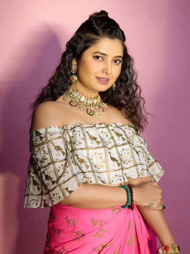 Prajakta Mali | लाखो तरुणांच्या दिलाची धडकन असलेली मराठमोळी अभिनेत्री प्राजक्ता माळी हिने नुकतेच एक फोटोशूट केले आहेत