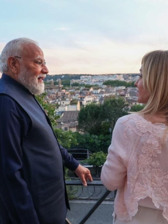 PM Modi and Meloni Pose for Pictures | मेलोनी अँड मोदी इन रोम! पंतप्रधान मोदी आणि मेलोनींचे फोटो इंटरनेटवर व्हायरल
